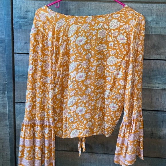 American Eagle Top - Picture 3 of 4